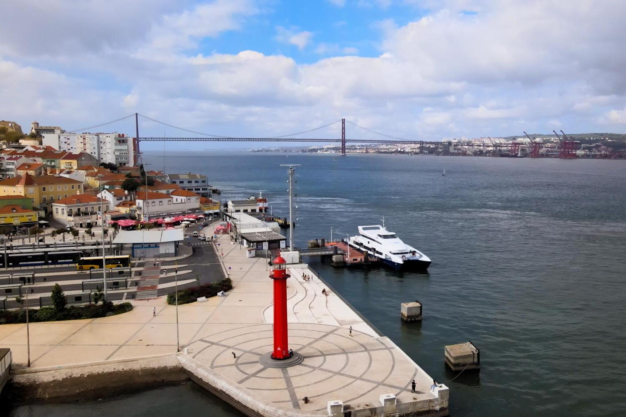 Cacilhas Riverview! Almada Eksteriør bilde